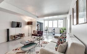 Modern And Bright 2Bd For 11 Guests In Le Marais!