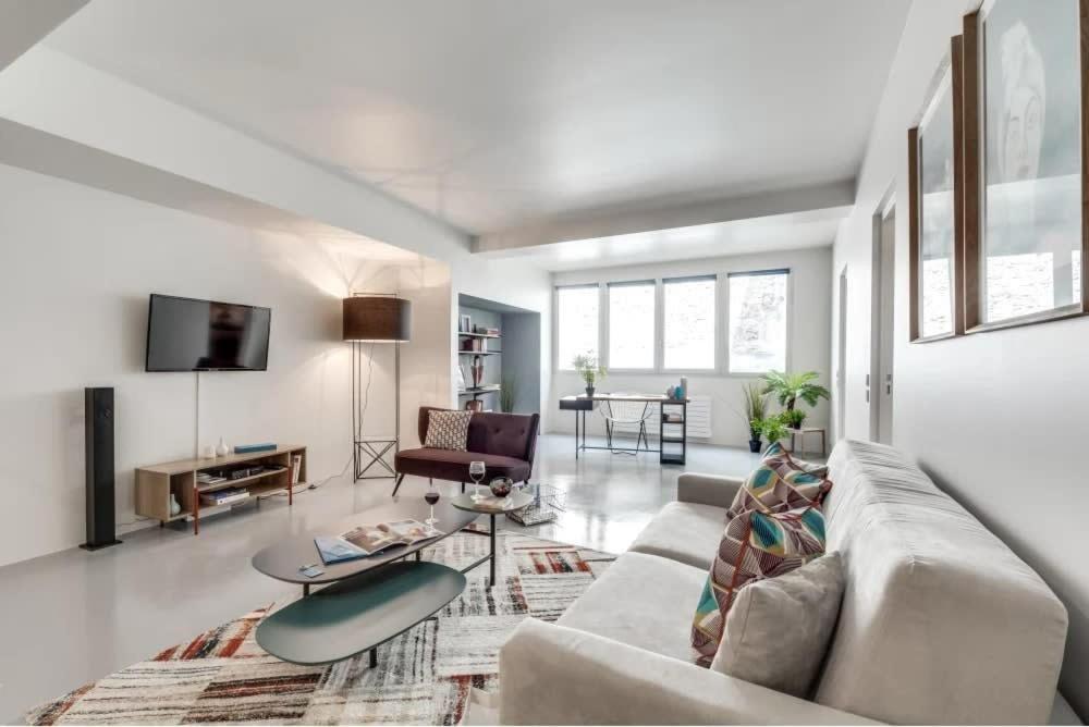 Modern And Bright 2Bd For 11 Guests In Le Marais! Apartment Paris Exterior photo