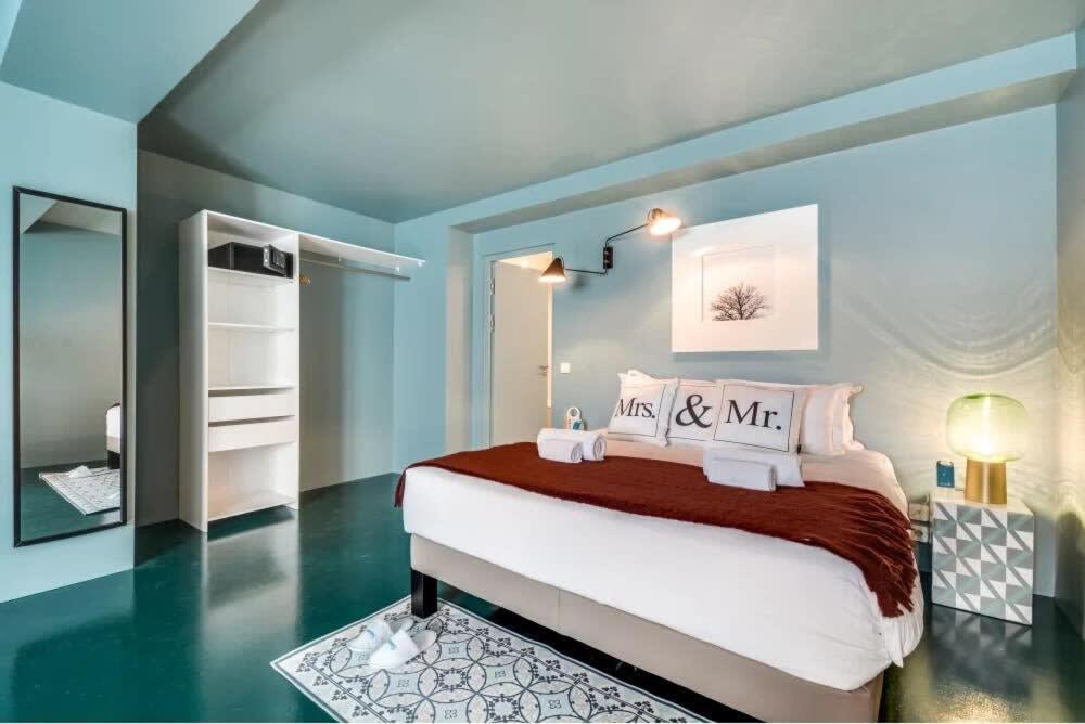 Modern And Bright 2Bd For 11 Guests In Le Marais! Apartment Paris Exterior photo