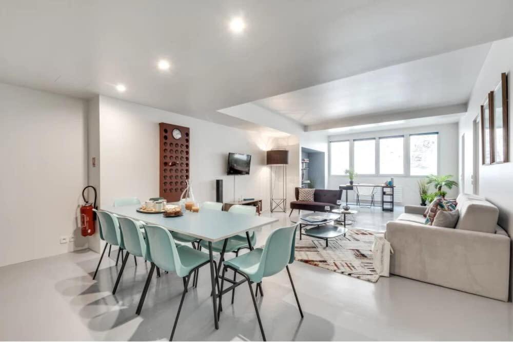 Modern And Bright 2Bd For 11 Guests In Le Marais! Apartment Paris Exterior photo